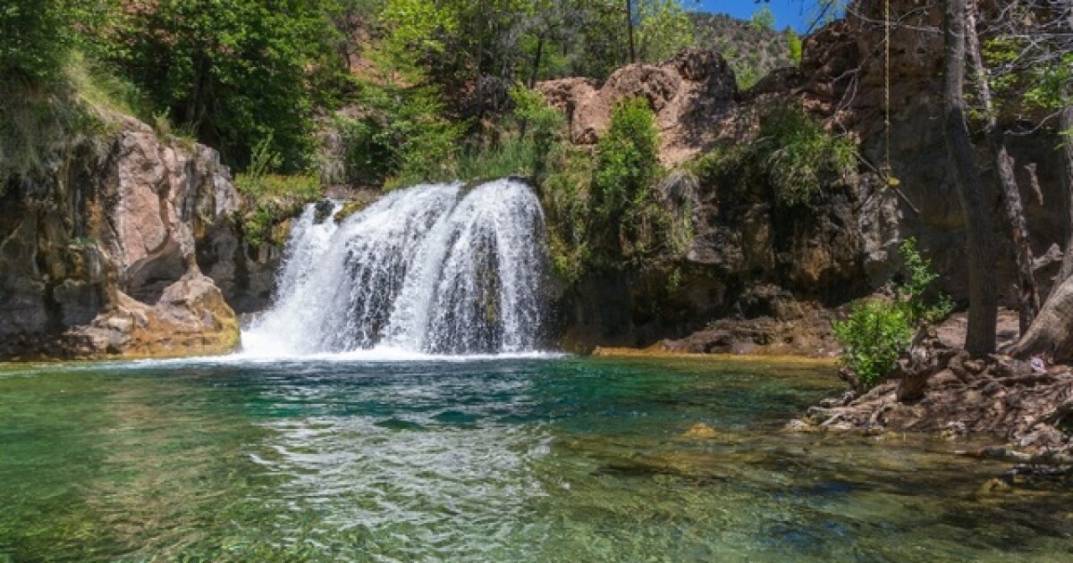 How to reserve permit for Fossil Creek waterfall